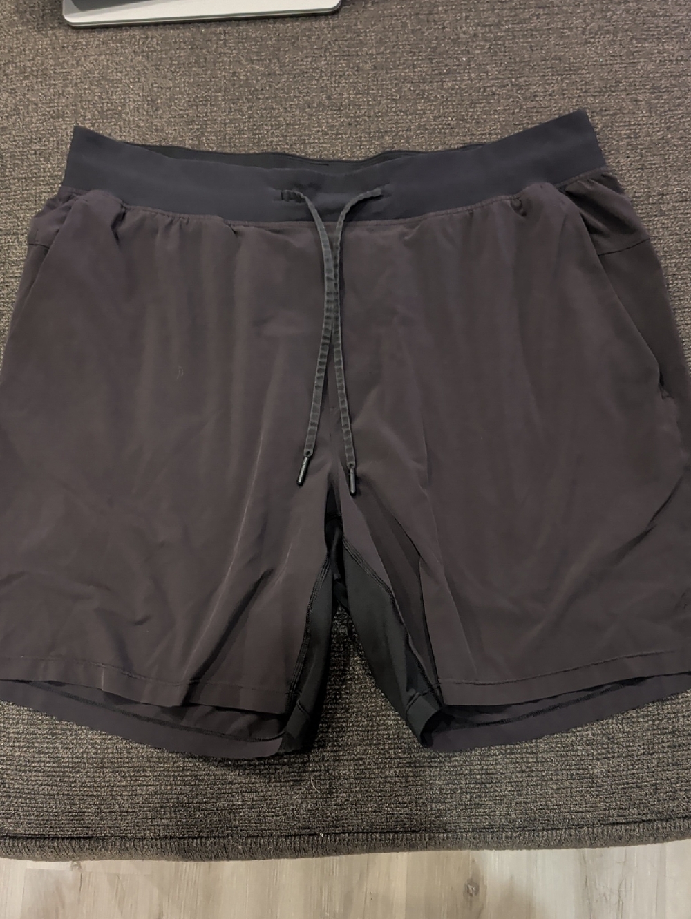 Men's Black Lululemon THE Shorts 7inch Linerless